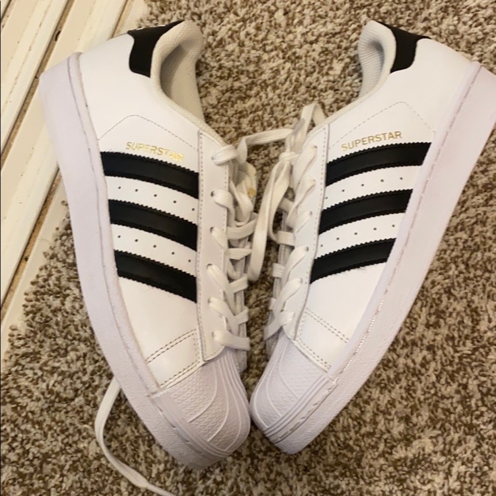 Adidas Superstar Sneakers